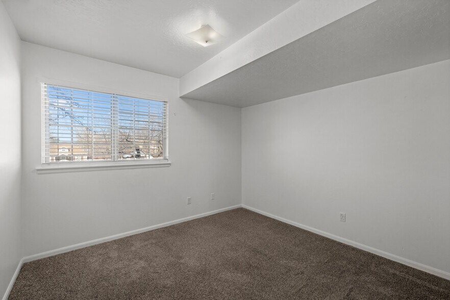 More Photos Of 1412 10th St, Greeley Apartments For Sale