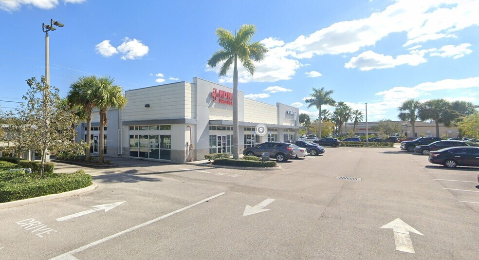 More Photos Of 12748 S Cleveland Ave, Fort Myers Freestanding For Lease