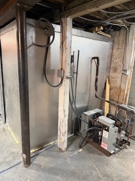 More Photos Of 2417 Ditmars Blvd, Astoria Storefront Retail Residential For Lease