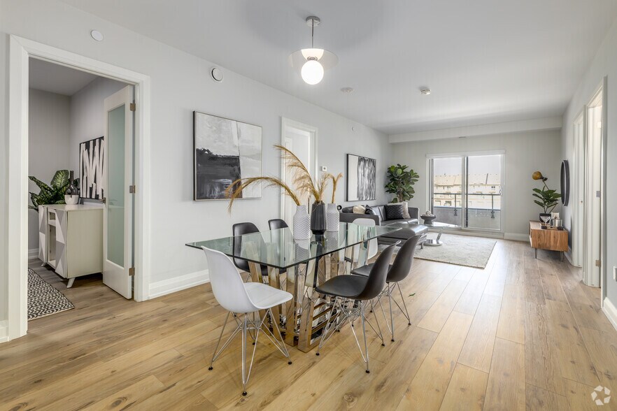More Photos Of 80-100 Starwood Dr, Guelph Apartments For Lease