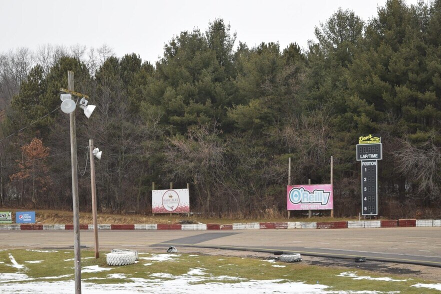 More Photos Of 11215 Flagstaff Rd, Tomah Racetrack For Sale