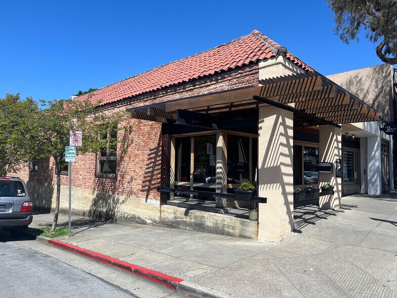 More Photos Of 1501 Solano Ave, Albany Restaurant For Lease