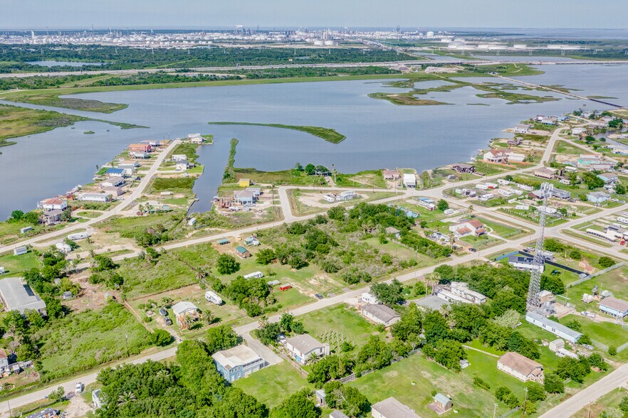 More Photos Of 0 Mallard St, Hitchcock Land For Sale