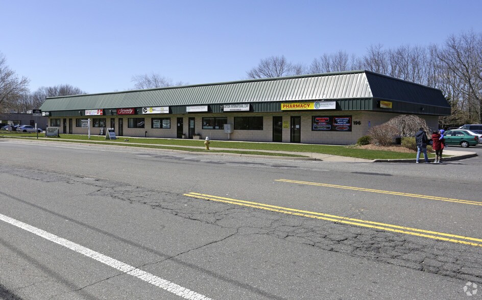 More Photos Of 196 N Belle Mead Rd, East Setauket Warehouse For Lease