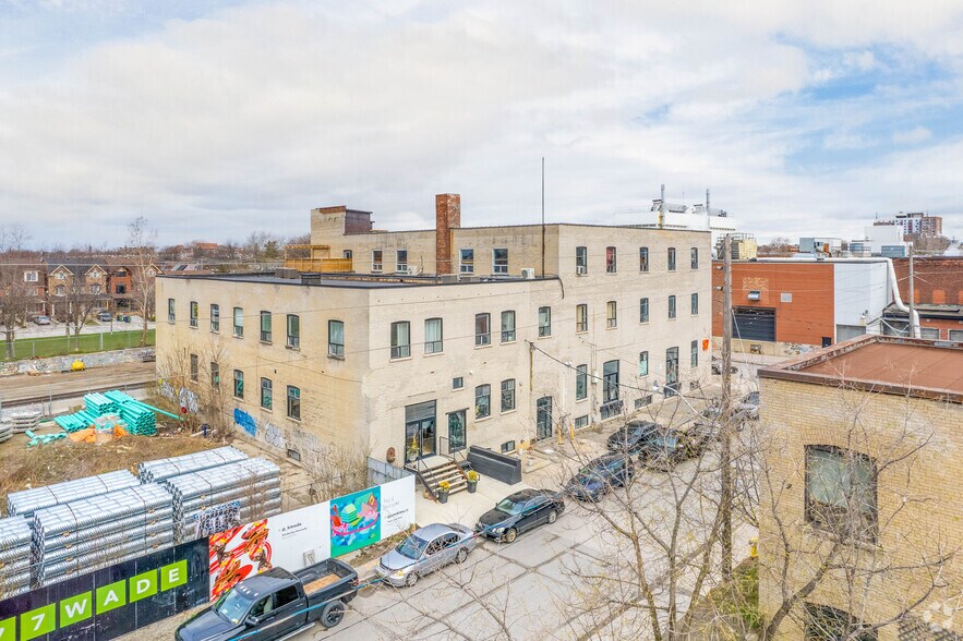 More Photos Of 87 Wade Ave, Toronto Warehouse For Lease