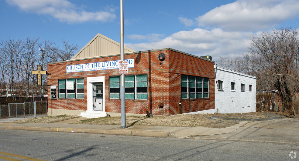 Primary Photo Of 2402 W Fayette St, Baltimore Religious Facility For Sale