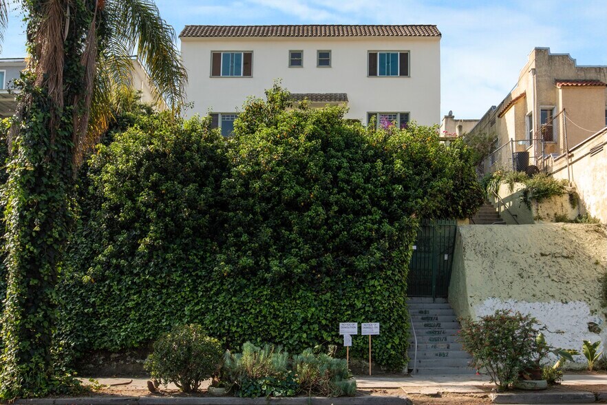 More Photos Of 4850 Mascot St, Los Angeles Apartments For Sale