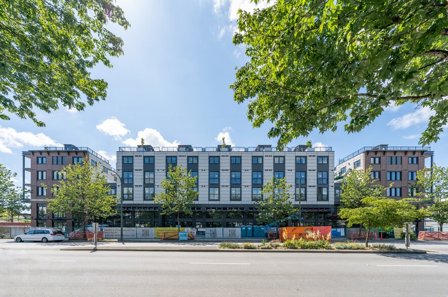 More Photos Of 2375 11th Av E, Vancouver Apartments For Sale
