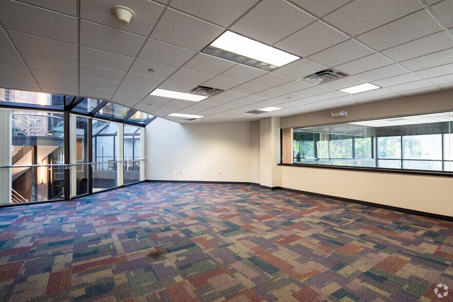 More Photos Of 1100 Cornwall Rd, South Brunswick Medical For Lease