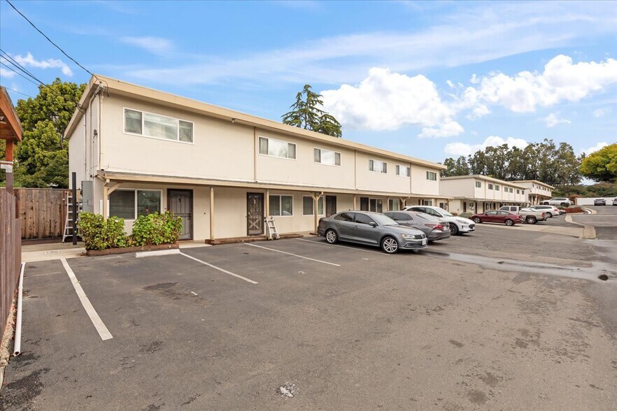 Primary Photo Of 20324 Forest Ave, Castro Valley Apartments For Sale