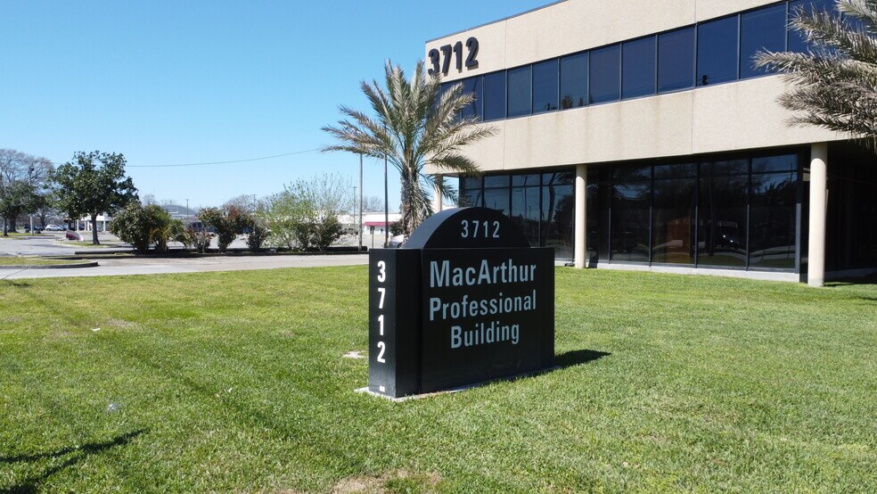 More Photos Of 3712 MacArthur Blvd, New Orleans Medical For Lease
