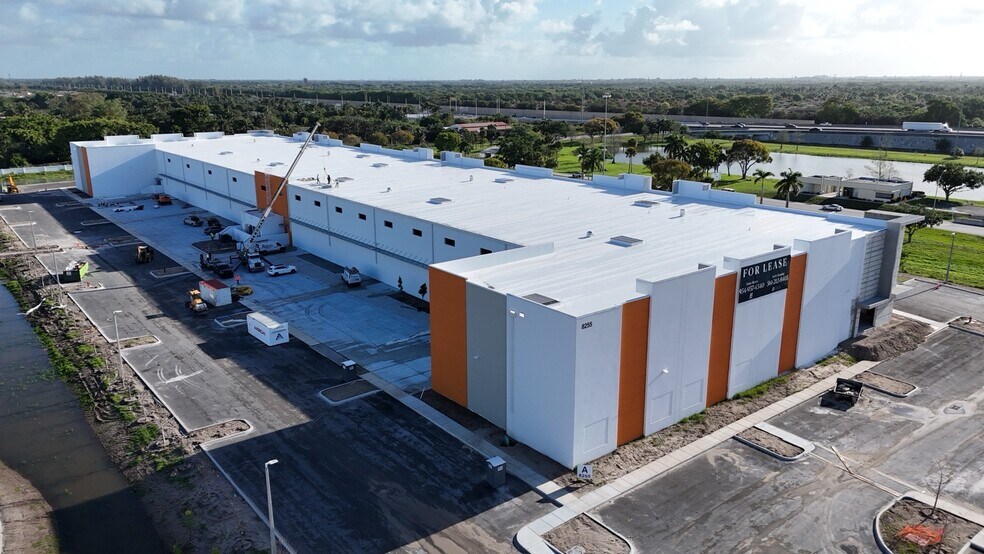 More Photos Of 8289 Boynton Beach Blvd, Boynton Beach Unknown For Lease