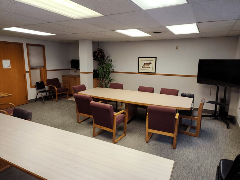More Photos Of 1601 2nd Ave N, Great Falls Office For Lease