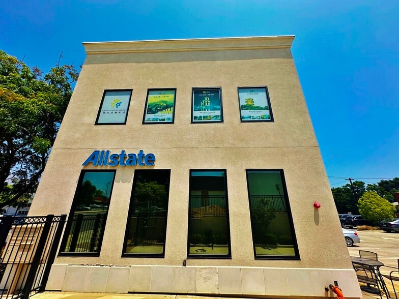 More Photos Of 2956 E Colorado Blvd, Pasadena General Retail For Lease