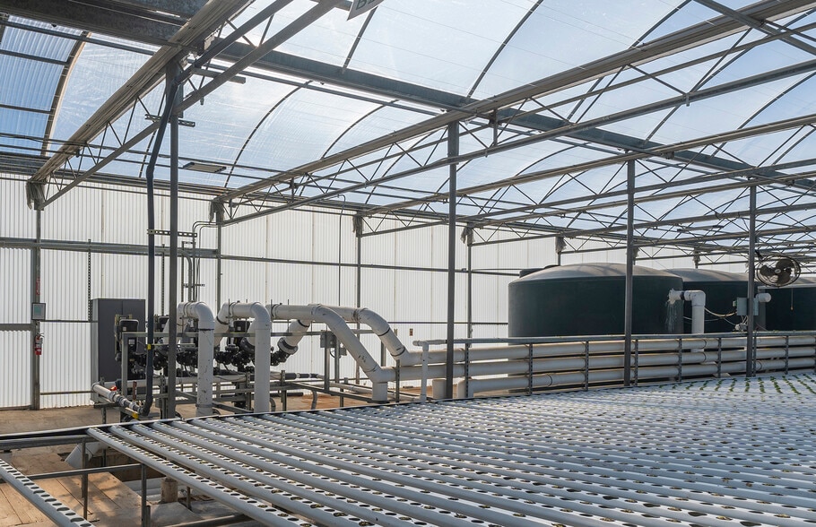 More Photos Of 2075 N Twin Oaks Valley Rd, San Marcos Garden Center For Lease