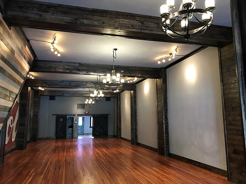 More Photos Of 206 Main St, Greenwood Storefront For Sale