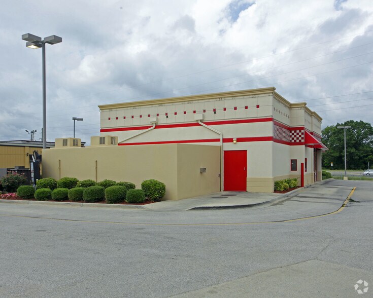 More Photos Of 2033 Village Dr, Leeds Fast Food For Sale