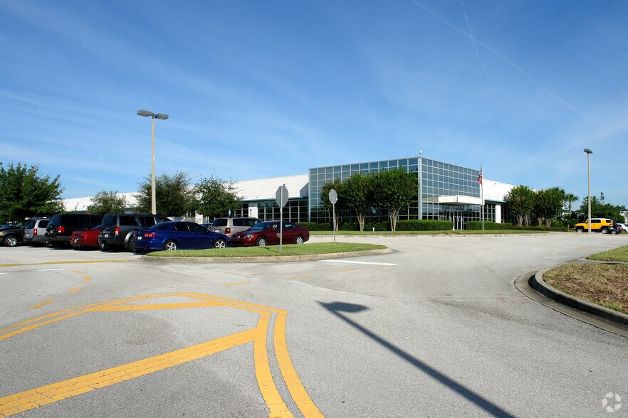 More Photos Of 640 Century Pt, Lake Mary Office For Lease