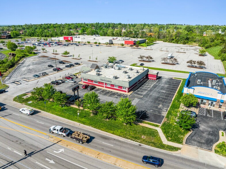 More Photos Of 12235 St. Charles Rock Rd, Bridgeton Restaurant For Sale