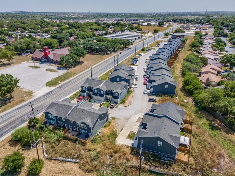 More Photos Of 6934 Crestway Rd, San Antonio Apartments For Sale