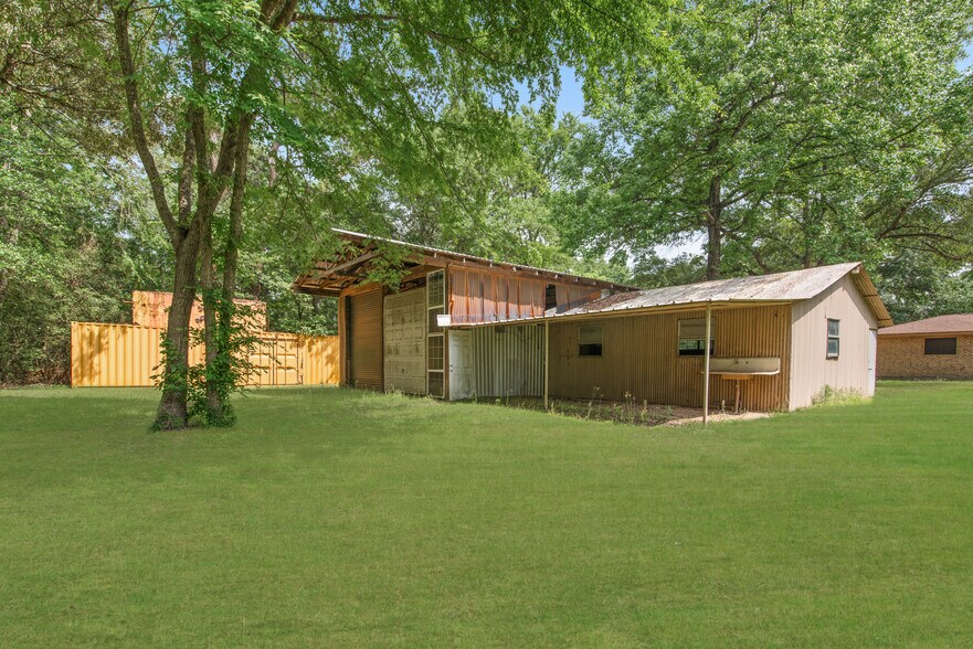 More Photos Of 18222 W FM 1097 Rd, Montgomery Flex For Lease