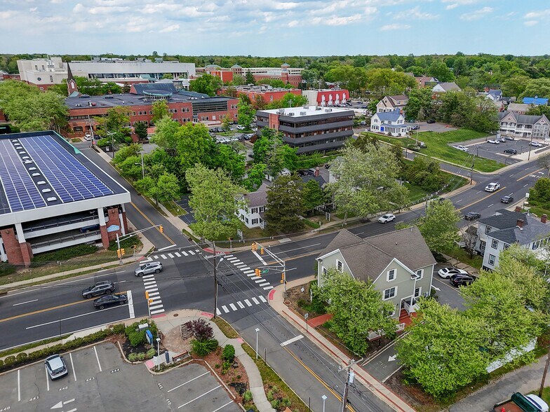 More Photos Of 12 Robbins Pky, Toms River Office For Sale