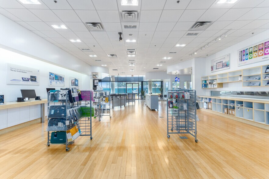 More Photos Of 2991-2995 E White Star Ave, Anaheim Warehouse For Sale