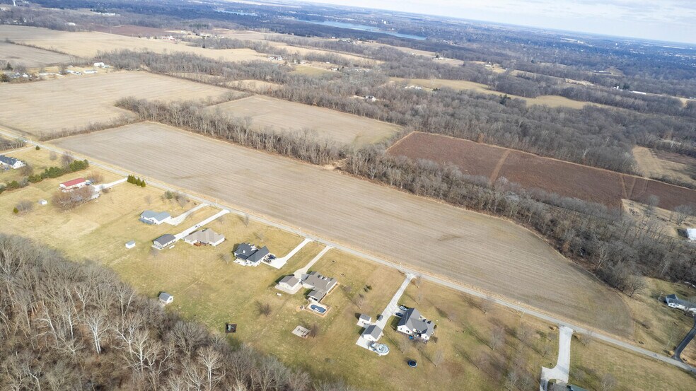 More Photos Of 19300 County 1370 E rd, Danville Land For Sale