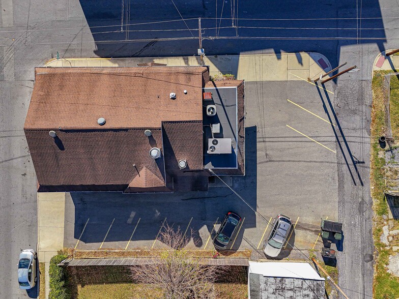 More Photos Of 754 Cherokee st, Fountain Hill Restaurant For Sale