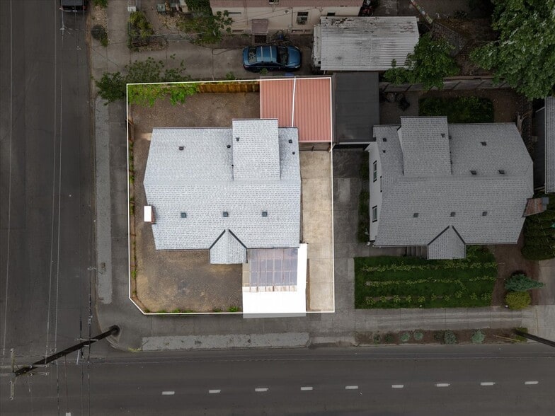 More Photos Of 3327 SE 50th Ave, Portland Office Residential For Sale