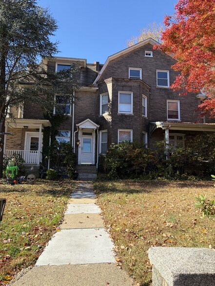 Primary Photo Of 8 Runnemede Ave, Lansdowne Apartments For Sale