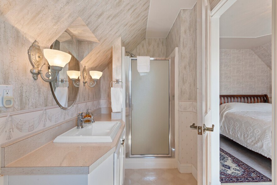 More Photos Of 48212 Clear Creek Rd, Halfway Hospitality For Sale