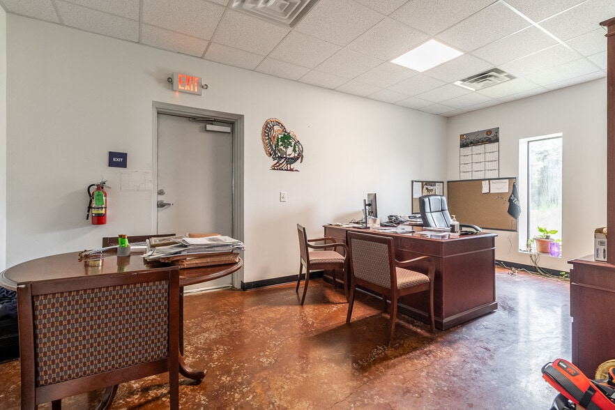 More Photos Of 544 Meadowlark Dr, Monroe Warehouse For Sale