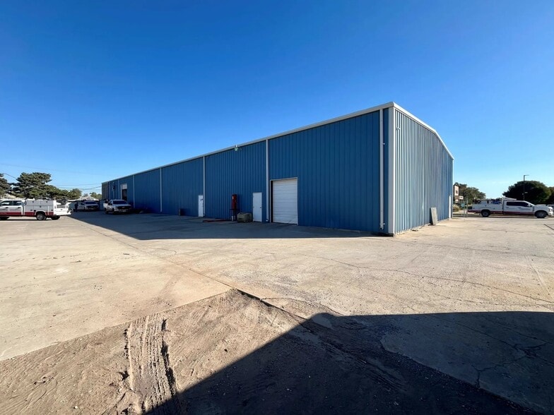 More Photos Of 8130 W Reno Ave, Oklahoma City Manufacturing For Sale