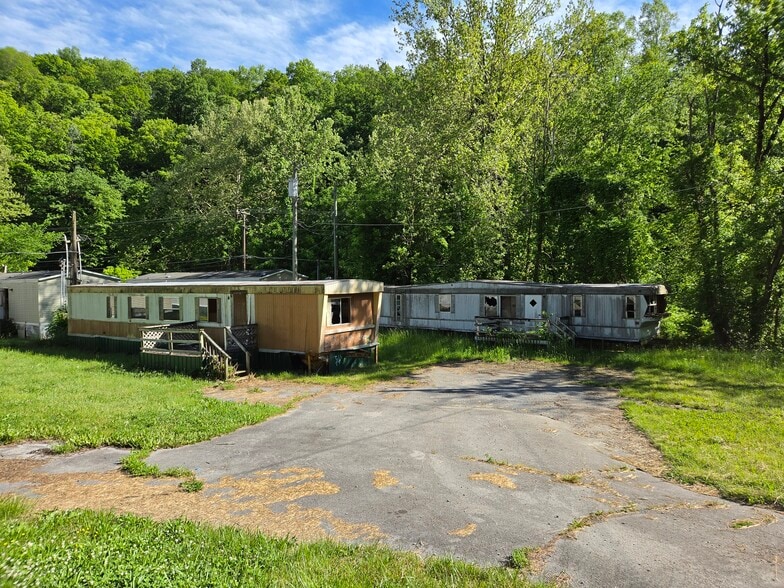 More Photos Of 3103 Juneberry Rd, Big Stone Gap Manufactured Housing Mobile Home Park For Sale