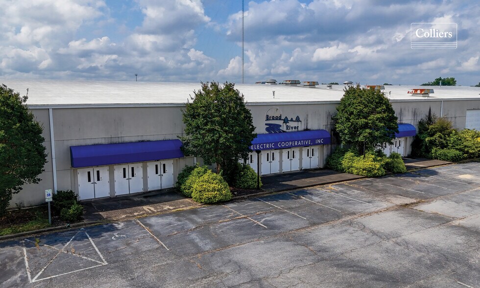 More Photos Of 811 Hamrick St, Gaffney Warehouse For Sale