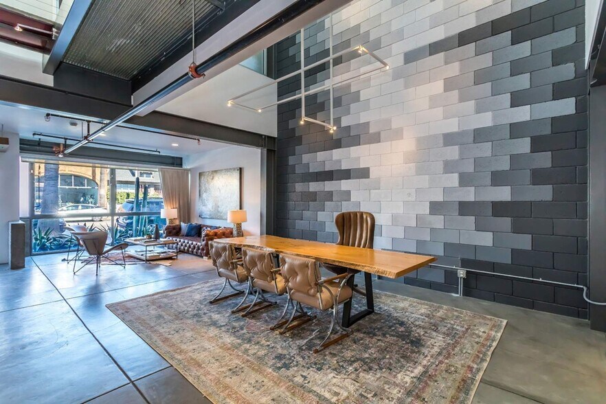 More Photos Of 1212 Abbot Kinney Blvd, Venice Loft Creative Space For Sale