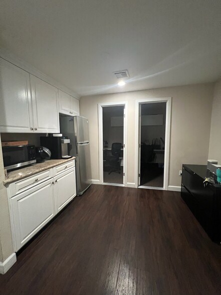 More Photos Of 800 W Ivy St, San Diego Office For Lease