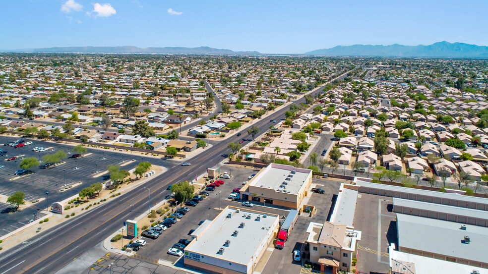 More Photos Of 4840 N 83rd Ave, Phoenix Storefront For Lease