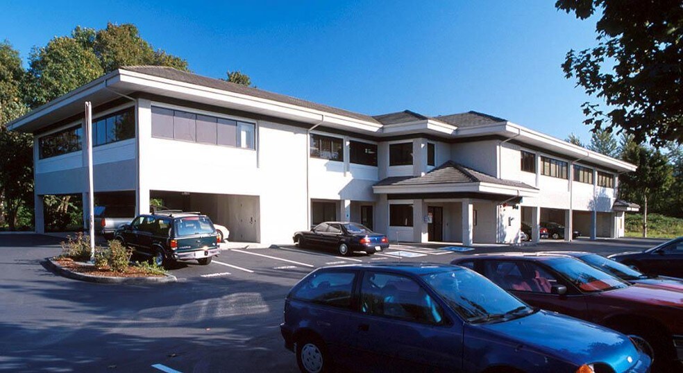 More Photos Of 640 NW Gilman Blvd, Issaquah Office For Lease