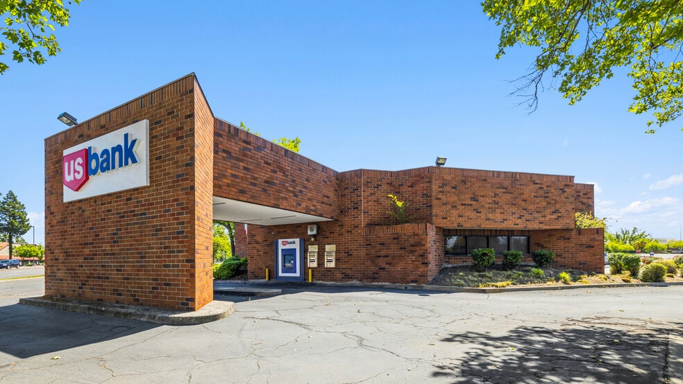 More Photos Of 6199 Sunrise Mall Rd, Citrus Heights Bank For Sale