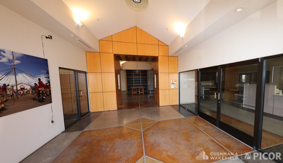 More Photos Of 451 N Bonita Ave, Tucson Warehouse For Sale