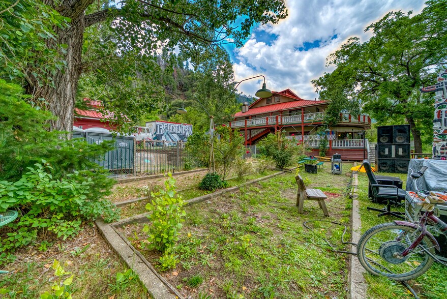 More Photos Of 14785 Belden Town rd, Belden Hotel For Sale