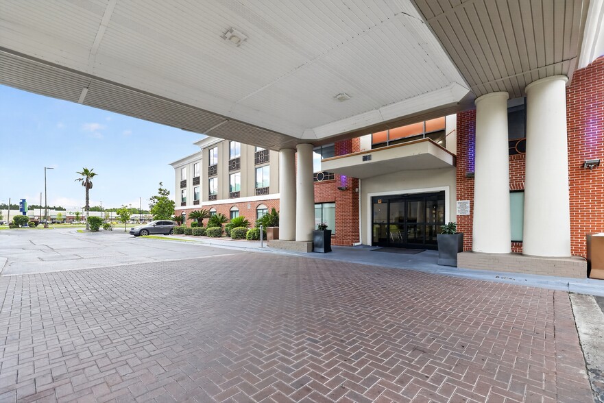 More Photos Of 1388 E Oglethorpe Hwy, Hinesville Hotel For Sale