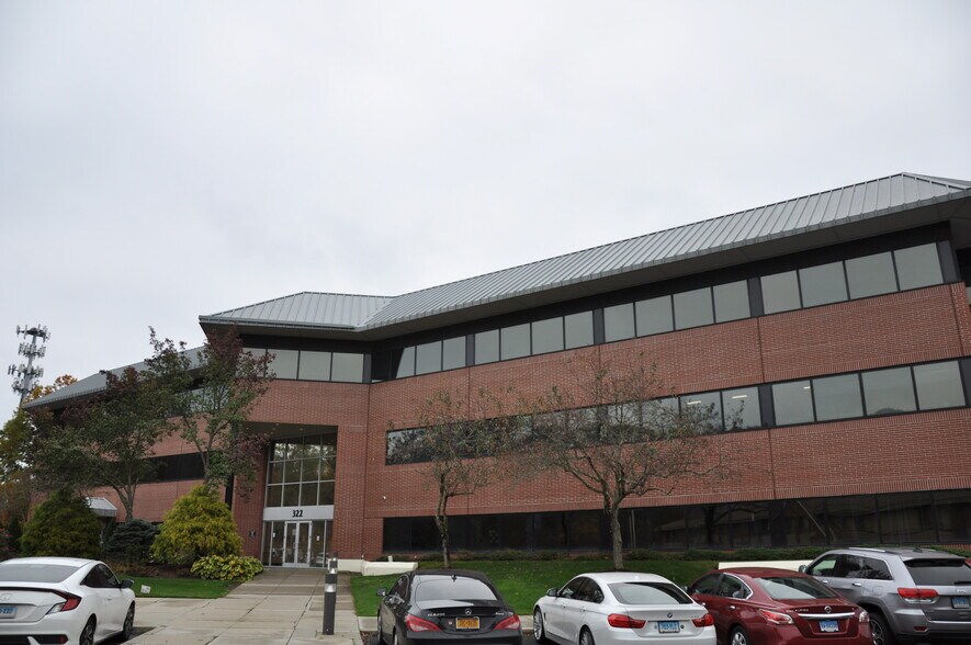 More Photos Of 322 E Main St, Branford Medical For Lease