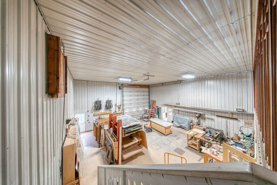 More Photos Of 26 Holland rd, Ferndale Manufacturing For Sale