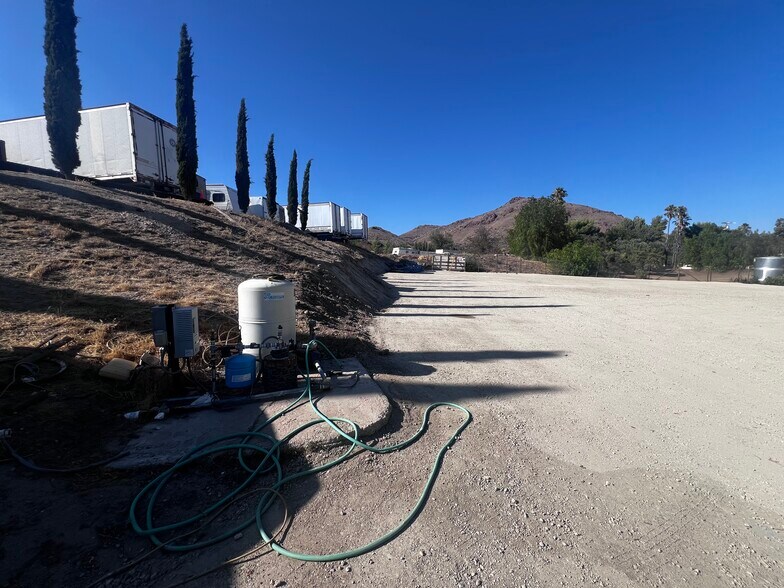 More Photos Of 12059 Davenport Rd, Agua Dulce Land For Lease
