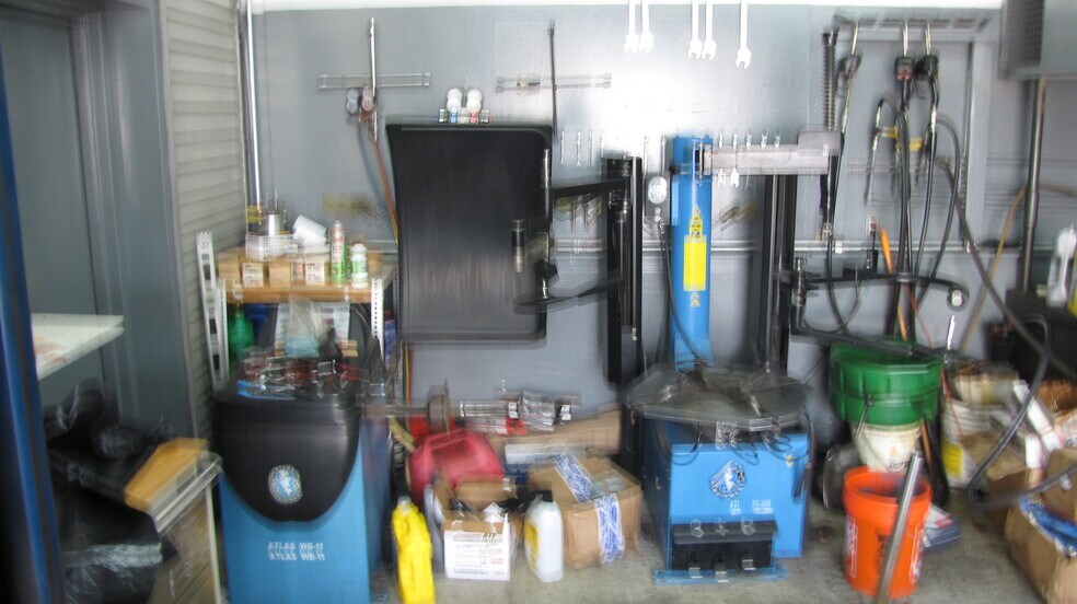 More Photos Of 93 Union Ave, Paterson Auto Repair For Sale