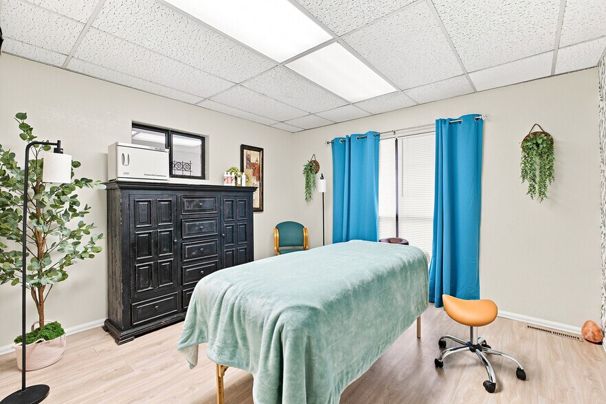 More Photos Of 40 S 6th Ave, Brighton Medical For Lease