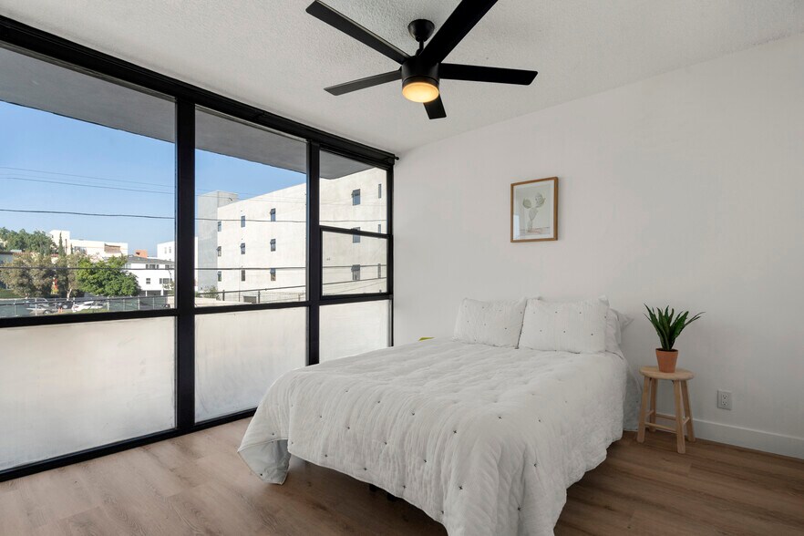 More Photos Of 4723-4727 W Beverly Blvd, Los Angeles Apartments For Sale